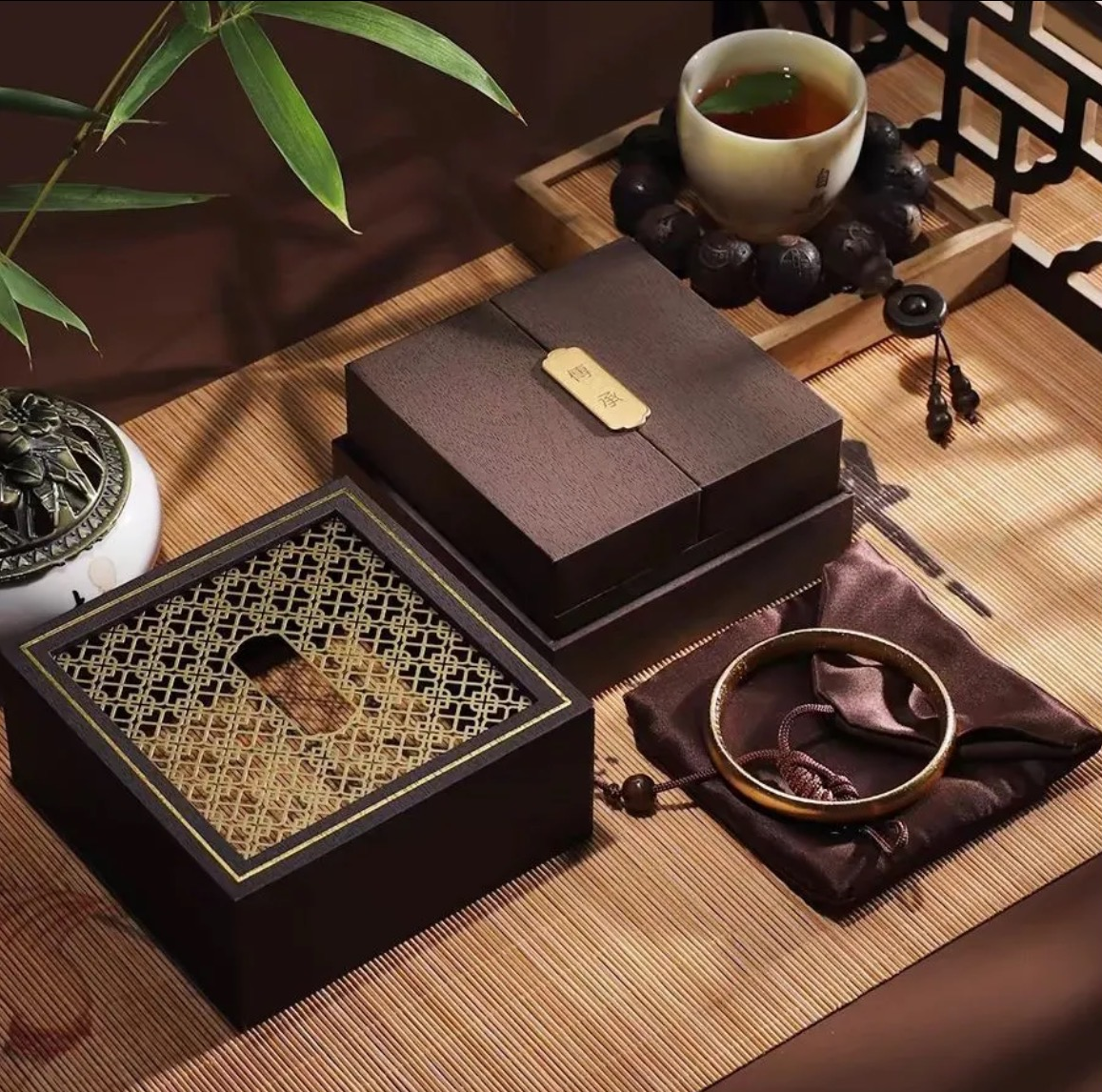 今日下单专享赠礼！古法金传承双开传承礼盒*1加赠唐卡收纳袋*1