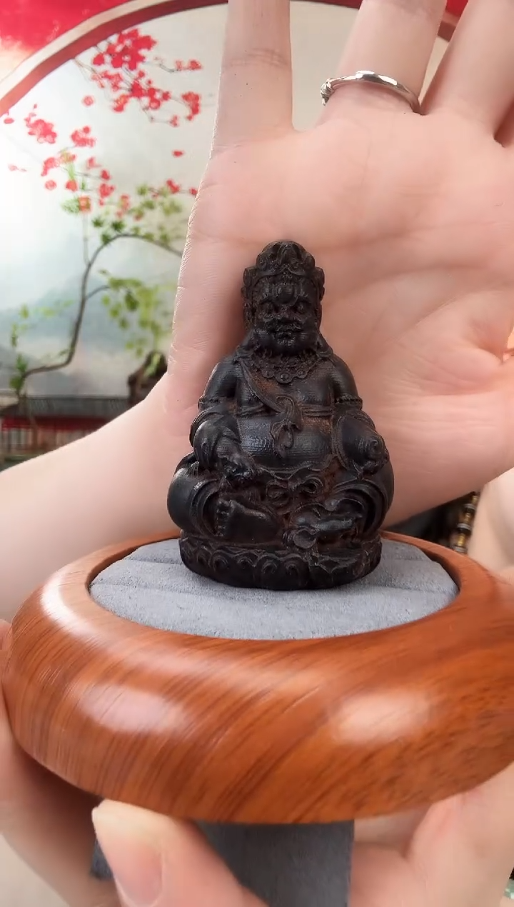 推荐款黄财爷摆件