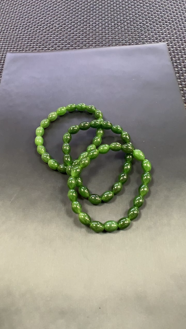 未镶嵌手串和田玉约8mm+ （多样性发一件）