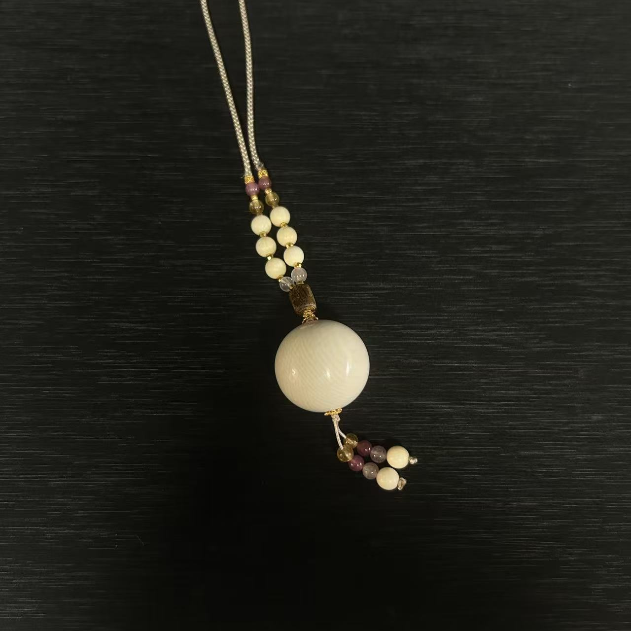 猛犸牙圆珠脖挂毛衣链