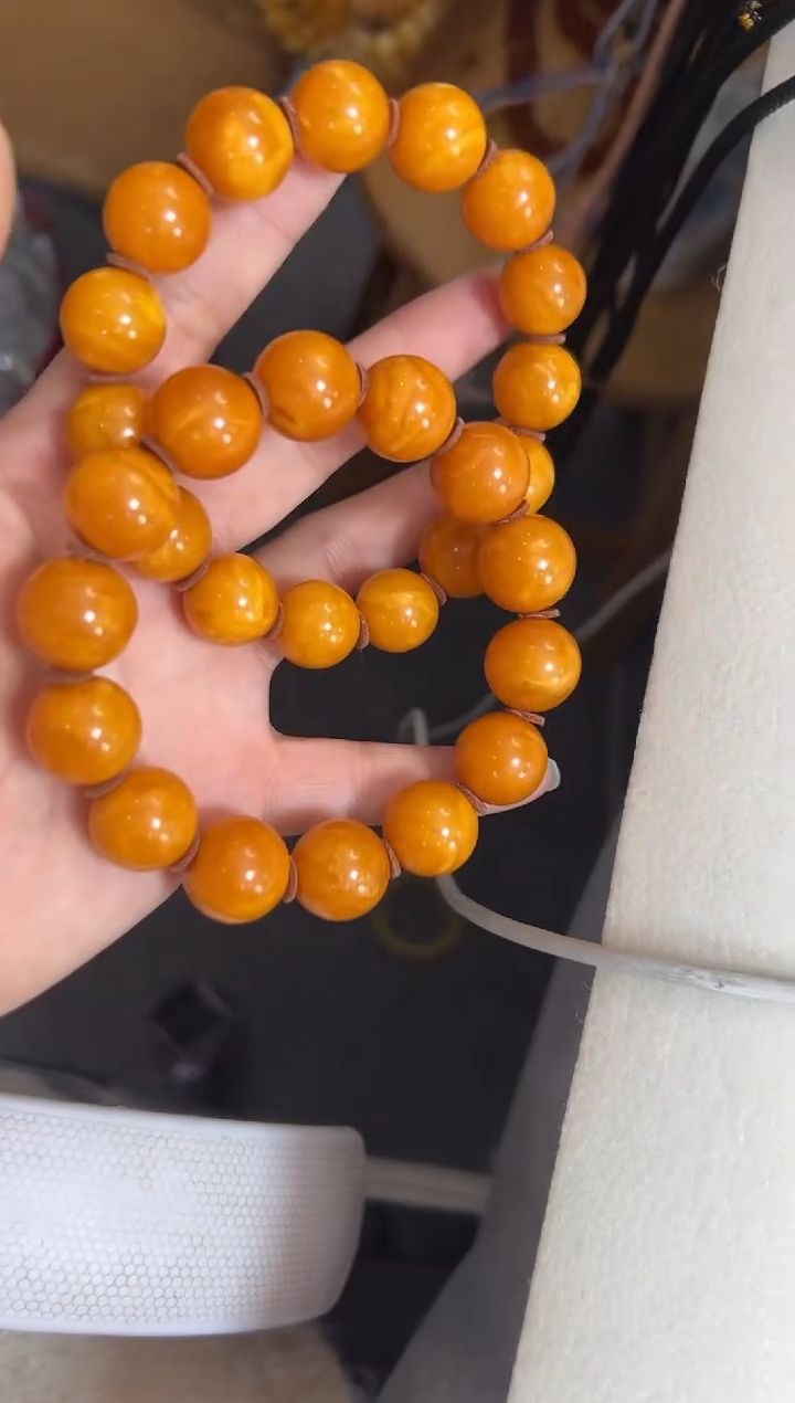 【闪购商品】蜜蜡裸石未镶嵌蜜蜡手串多样性发一条