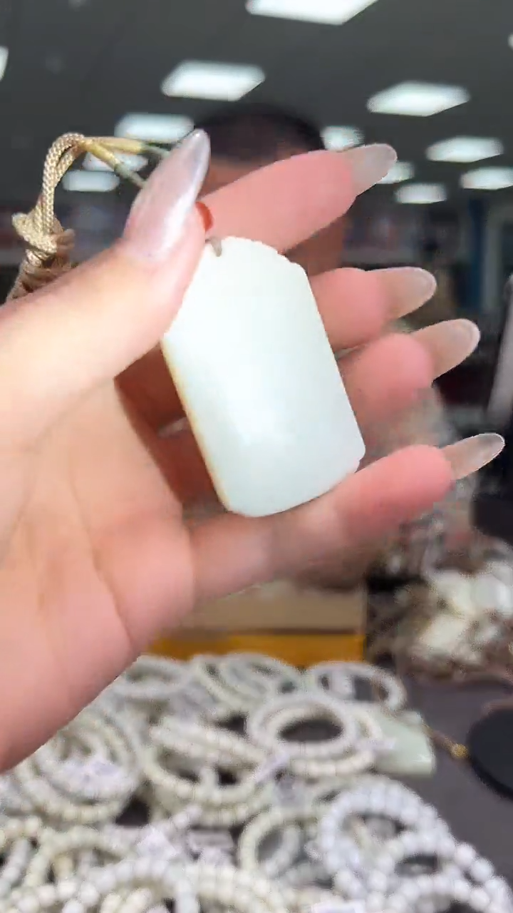 颈饰未镶嵌和田玉64