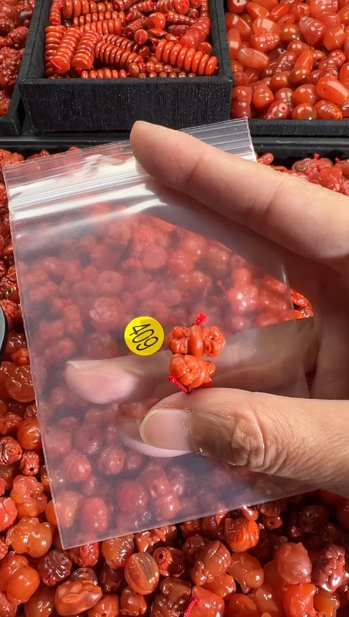 【闪购商品】南红玛瑙颈饰未镶嵌1