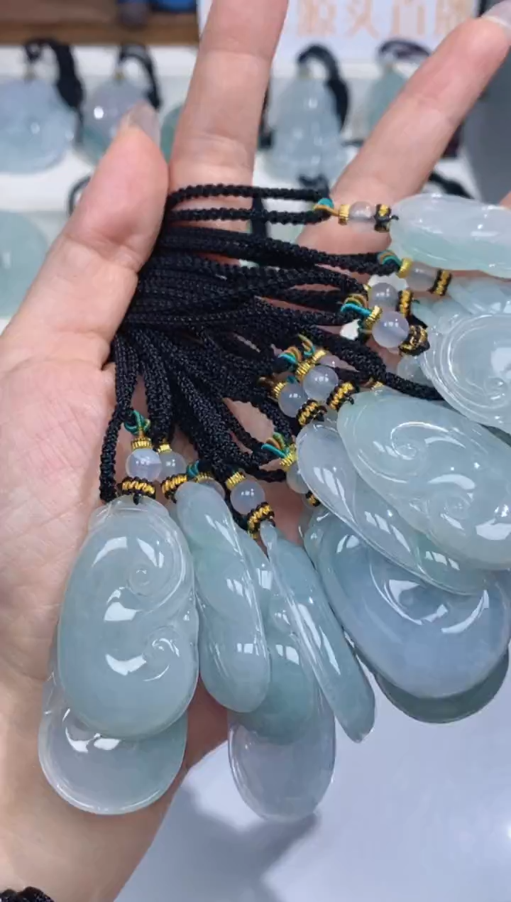 颈饰未镶嵌翡翠吊坠团购多样性发一件