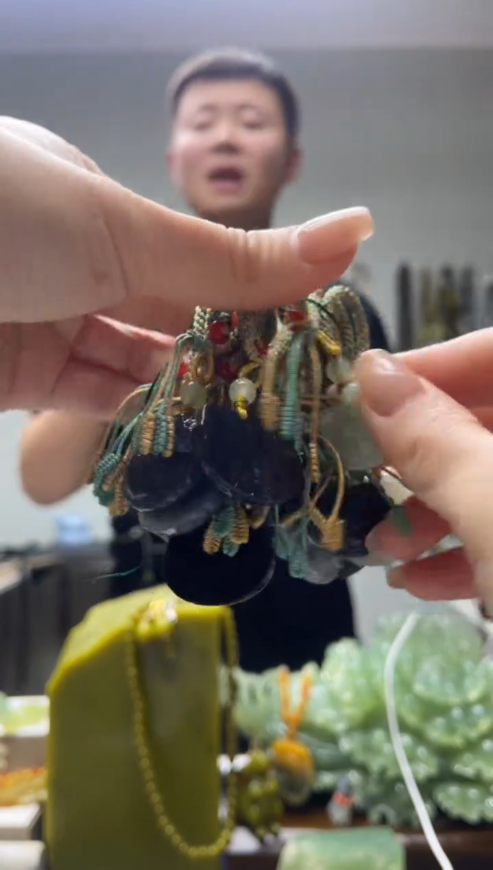 未镶嵌岫玉颈饰多样性发货 拍一发一