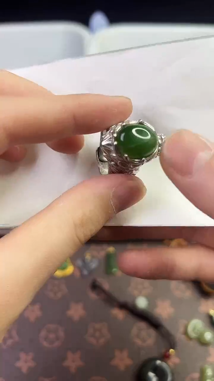 颈饰未镶嵌和田玉多样性发货