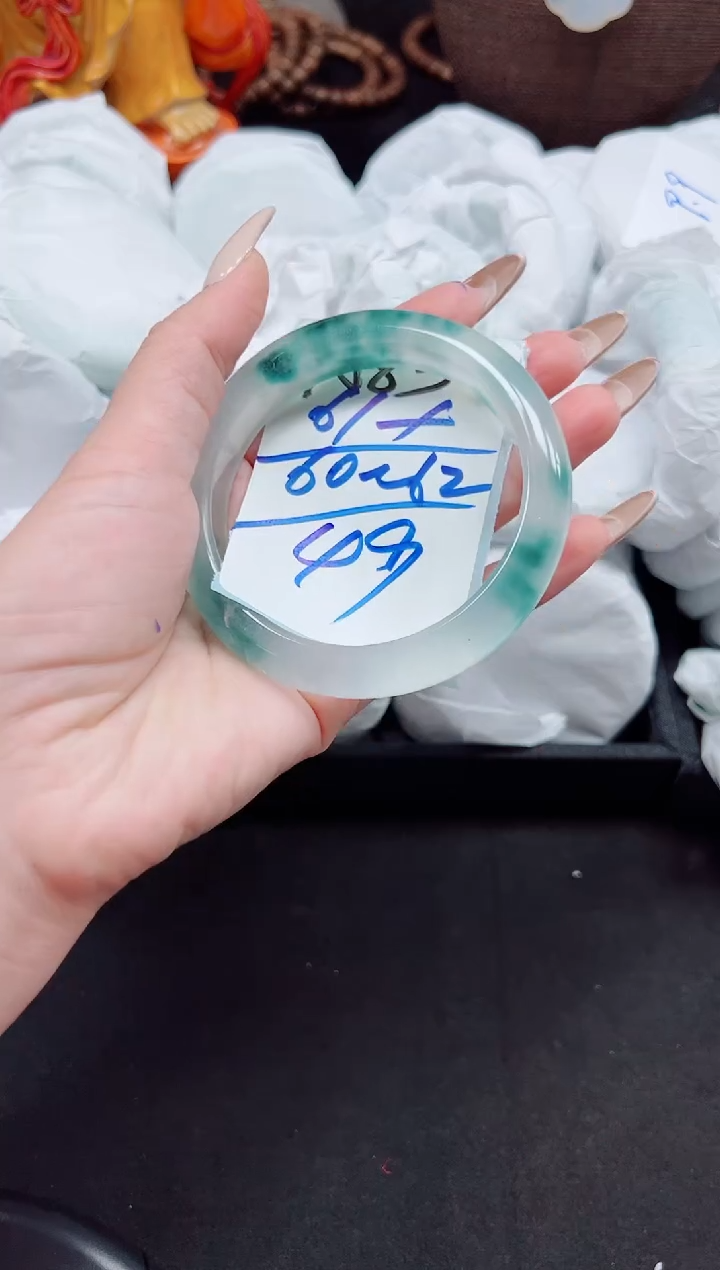 未镶嵌手镯石英质玉61圈口编号：A83