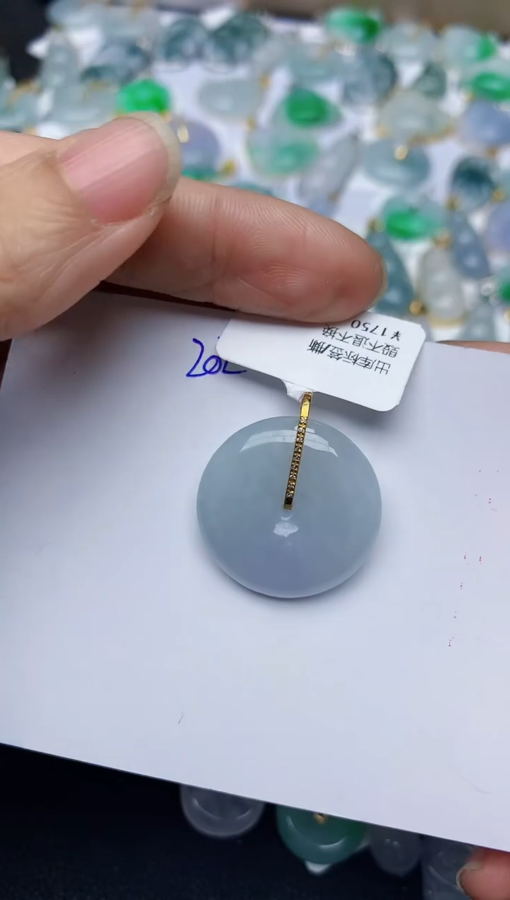 【闪购商品】翡翠颈饰18K金镶嵌天然翡翠A货