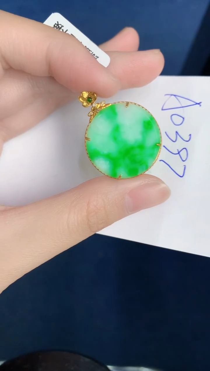 【闪购商品】翡翠颈饰18K金镶嵌000000000