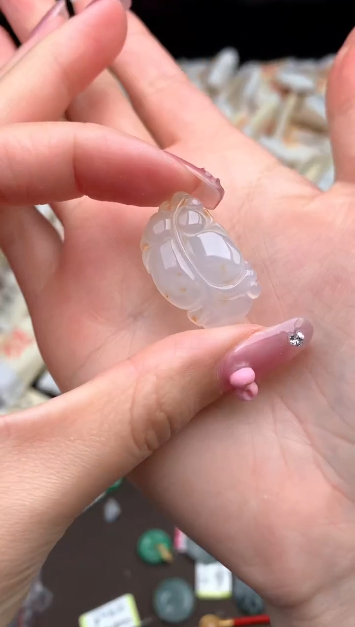 【闪购商品】翡翠挂件未镶嵌—