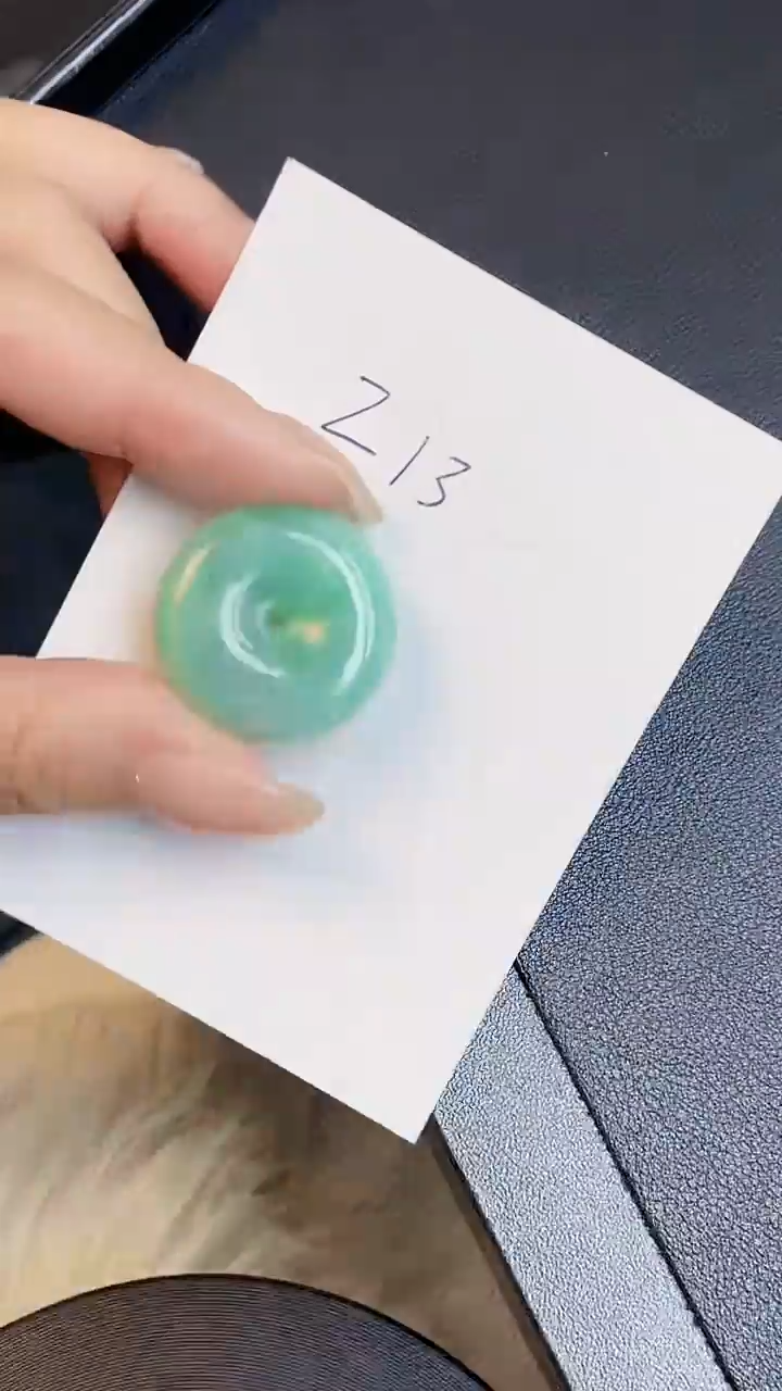 【闪购商品】翡翠颈饰未镶嵌00000000