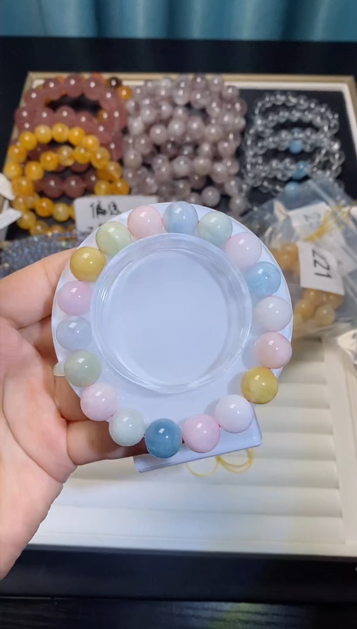 【闪购商品】水晶手串未镶嵌摩根石226