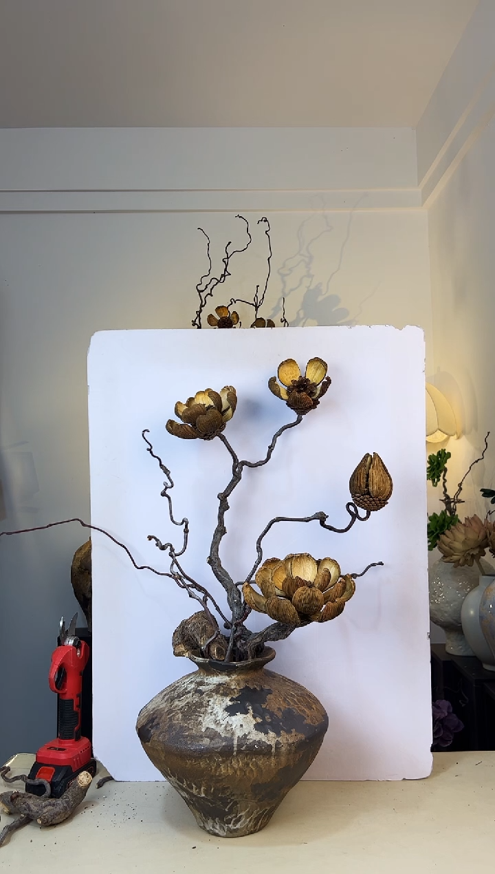 昱****?龙枣枝油画莲（特价不退不换）