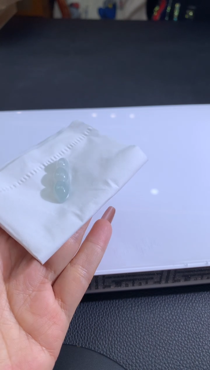 【闪购商品】定制翡翠未镶嵌翡翠