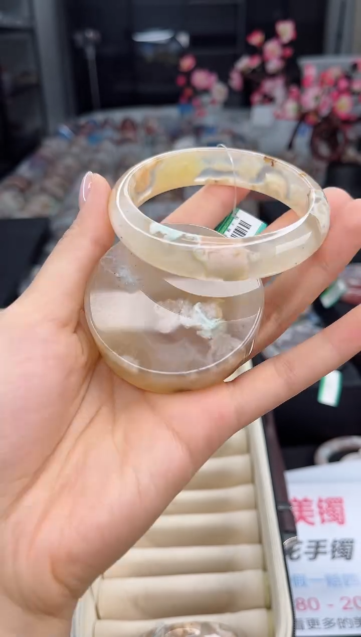 石英质玉手镯未镶嵌59圈口（赠送镯心）6359050