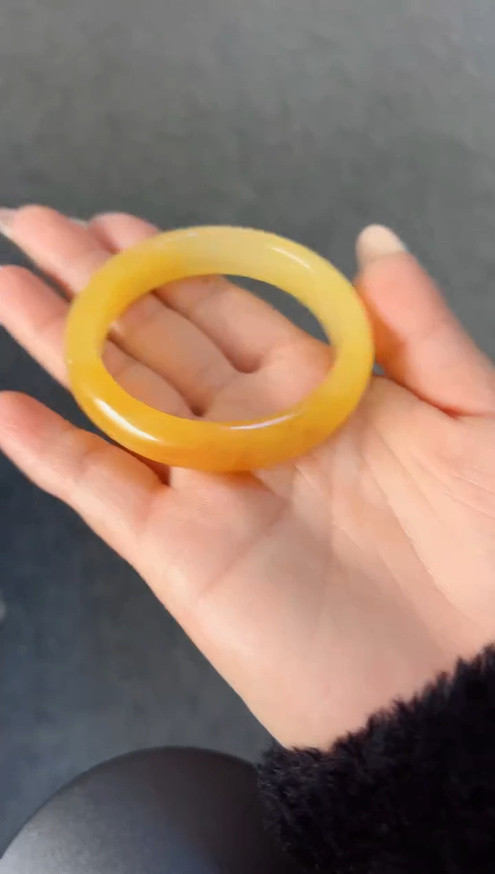 【闪购商品】石英质玉手镯未镶嵌667-55包容