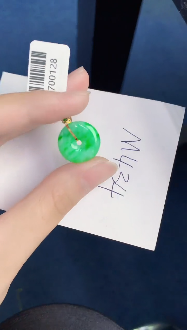 翡翠18K金镶嵌颈饰000000000