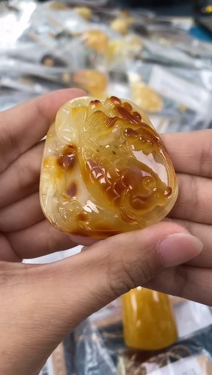 未镶嵌琥珀裸石天然琥珀蜜蜡