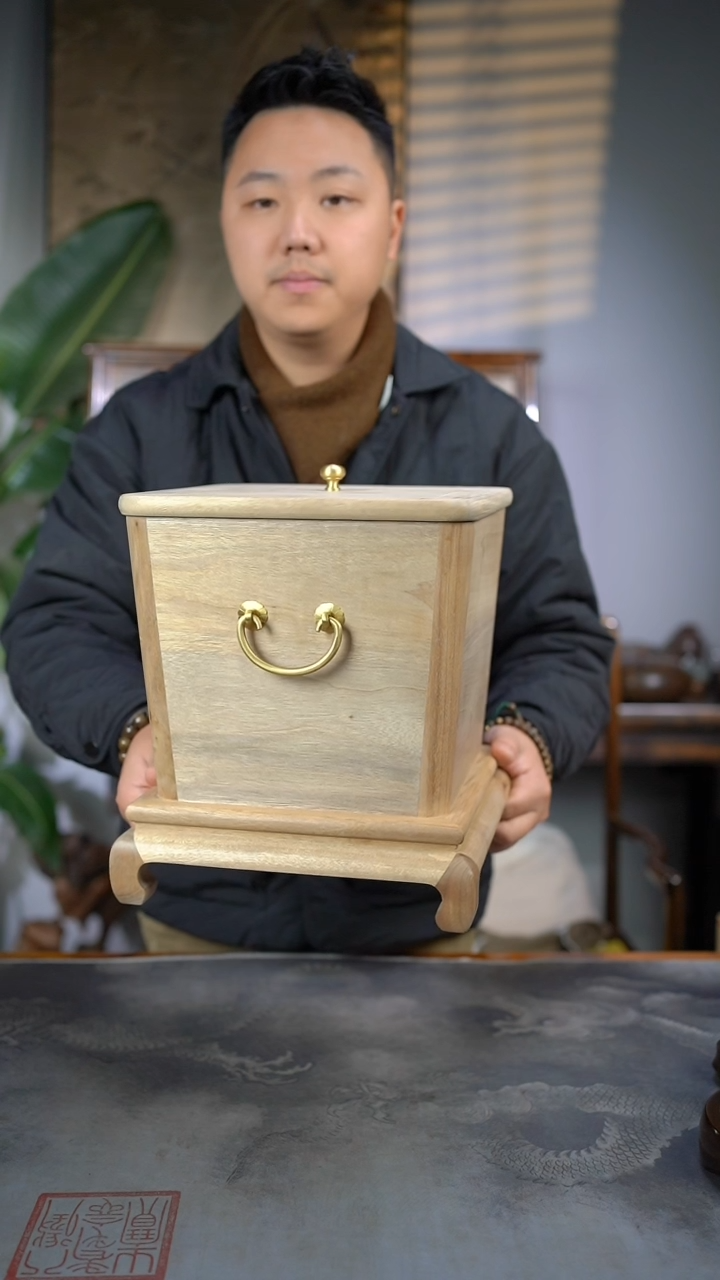 【闪购商品】金丝楠木雕650号老陈料精工原木款10斤装米桶