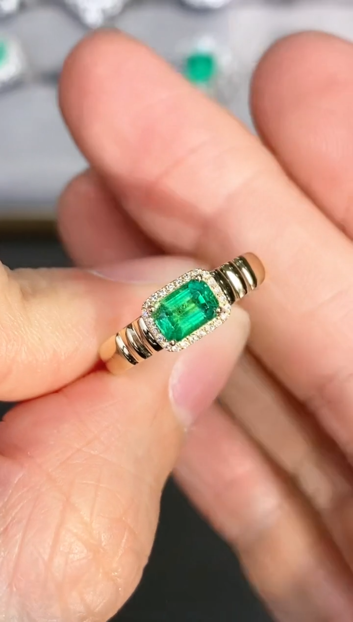 【闪购商品】祖母绿戒指18K金镶嵌0.58ct/年货节专属价