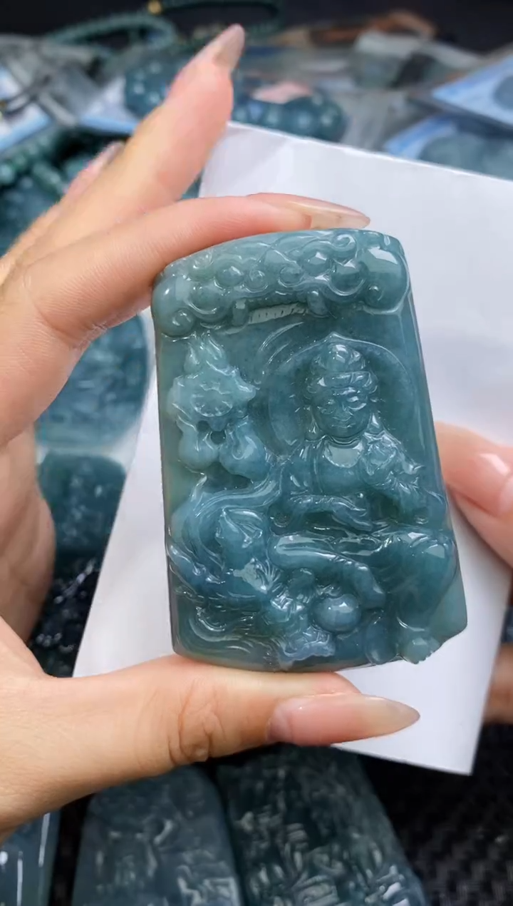 【闪购商品】翡翠颈饰未镶嵌             