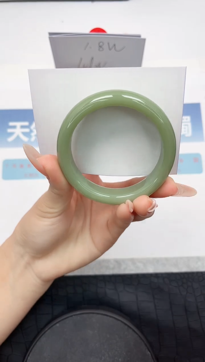 【闪购商品】石英质玉手镯未镶嵌G83-54.3