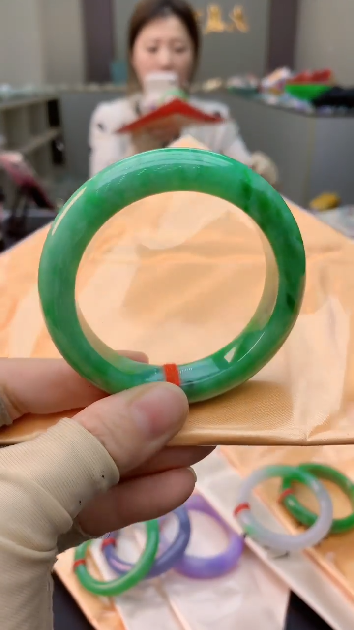 未镶嵌手镯翡翠0601141122