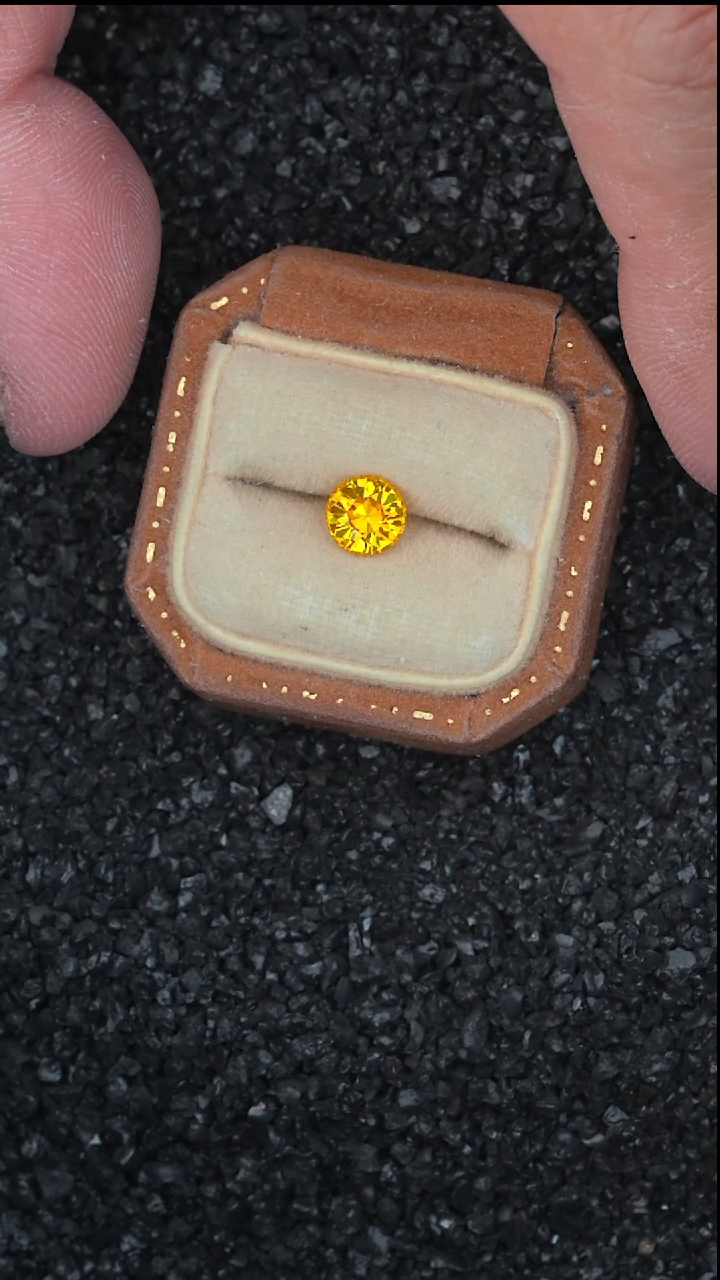 【闪购商品】蓝宝石裸石未镶嵌96分