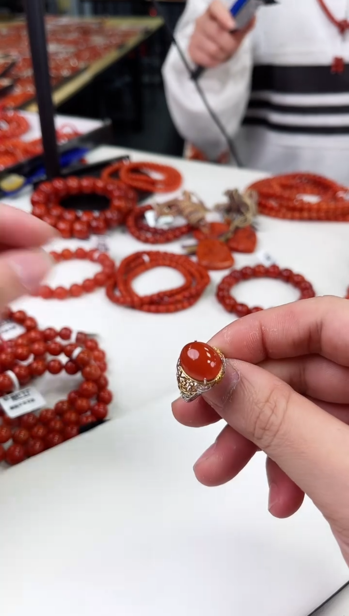 【闪购商品】南红玛瑙戒指银S925镶嵌一个/条