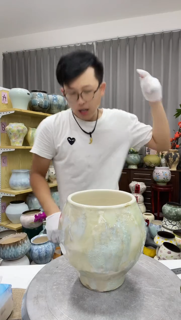 陶瓷花盆 8.15  微瑕  气泡