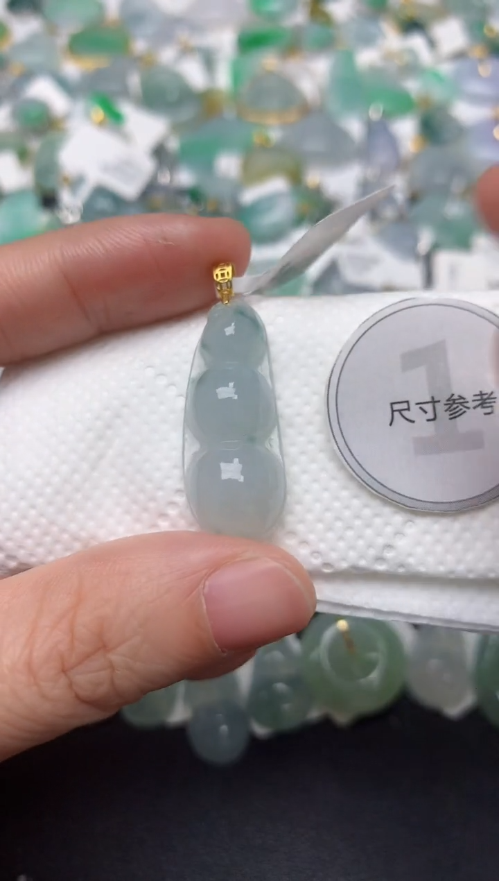 颈饰未镶嵌翡翠天然缅甸A货翡翠