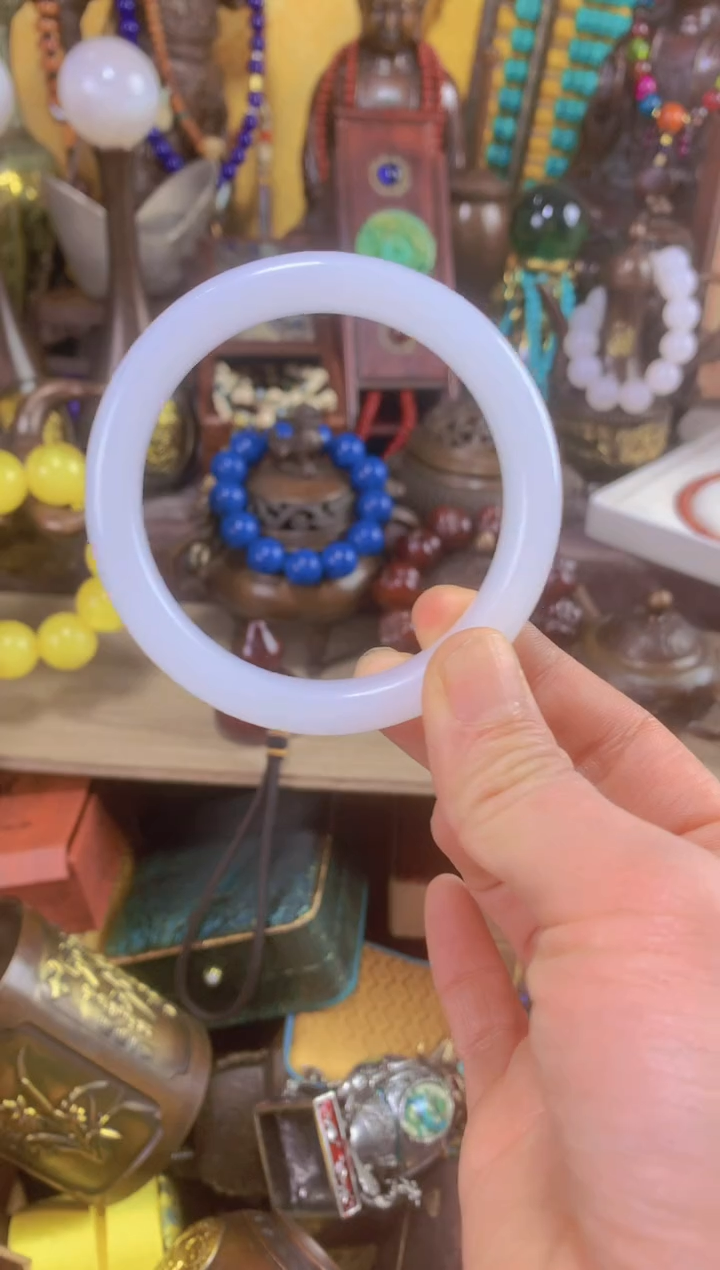 【闪购商品】和田玉（糖玉）挂件未镶嵌猪妹精品专属链接