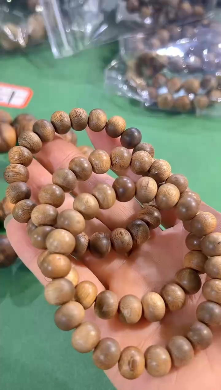 手串沉香127号1.0*海南金丝多样性发一