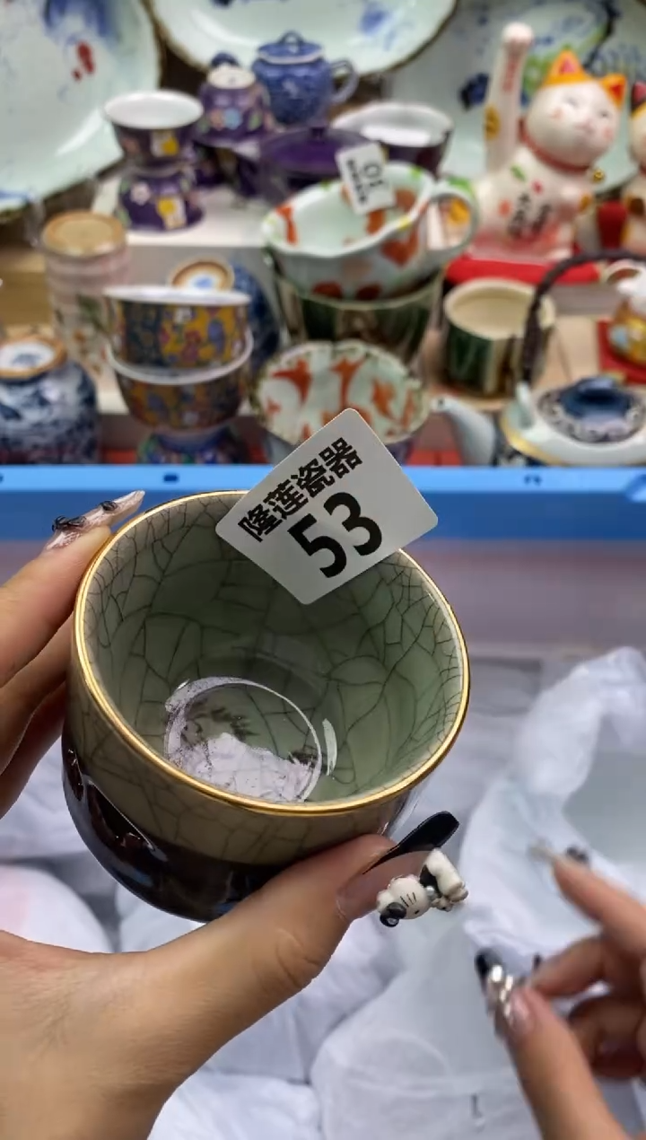 【闪购商品】瓷片隆莲瓷器欢迎大家