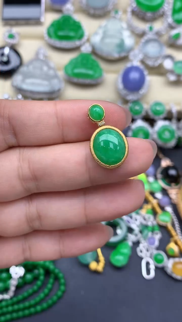 翡翠18K金镶嵌颈饰329-中国好珍宝