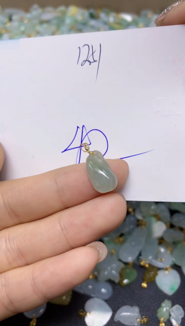 【闪购商品】翡翠挂件18K金镶嵌 天然翡翠A货