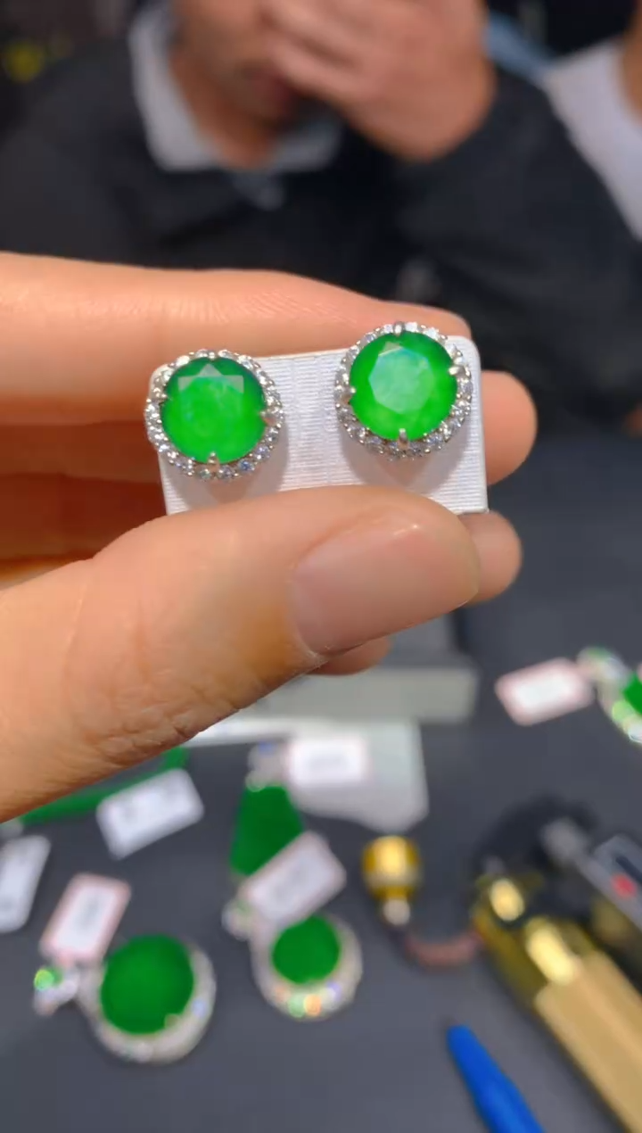 【闪购商品】定制翡翠未镶嵌237多样性发货（发其一）