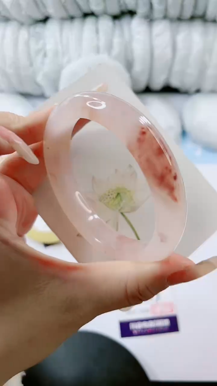 【闪购商品】石英质玉手镯未镶嵌多样性发货V473