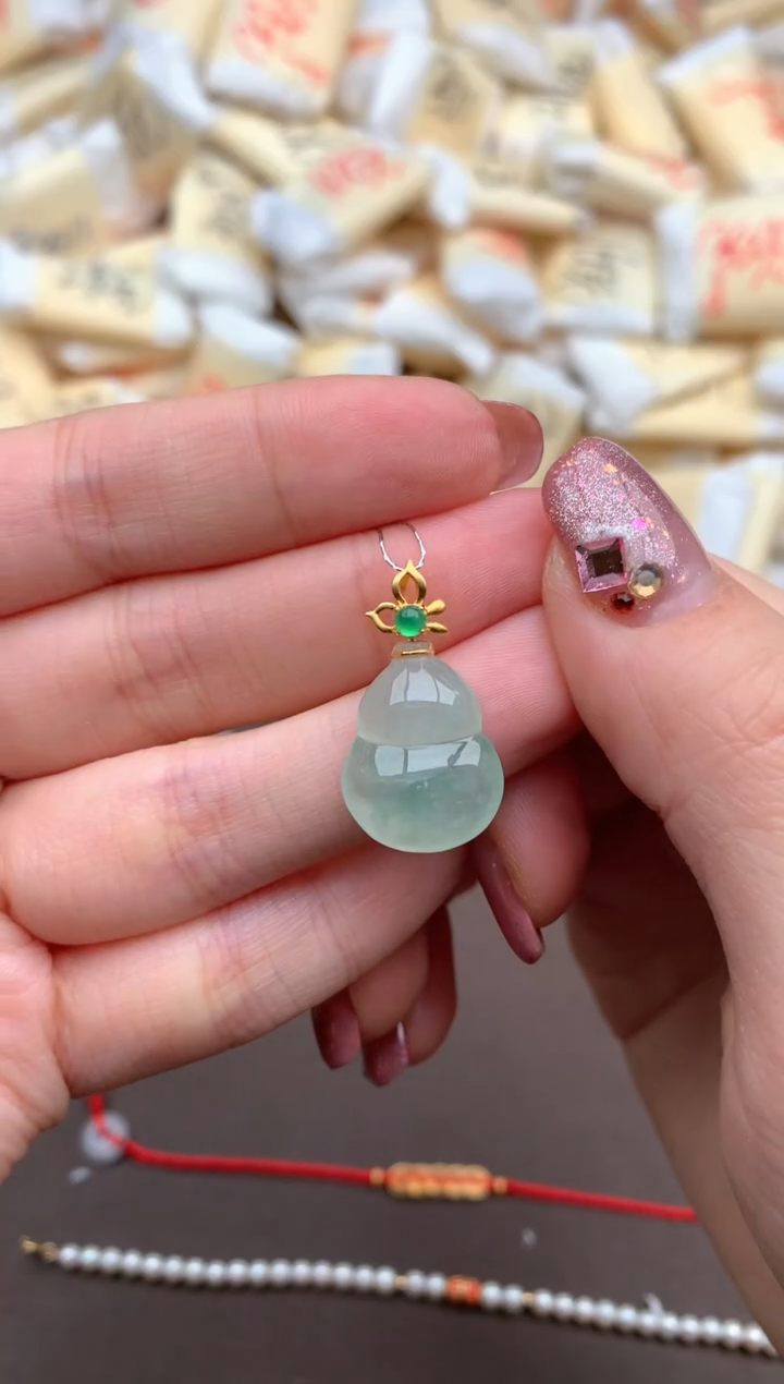 【闪购商品】翡翠挂件18K金镶嵌一