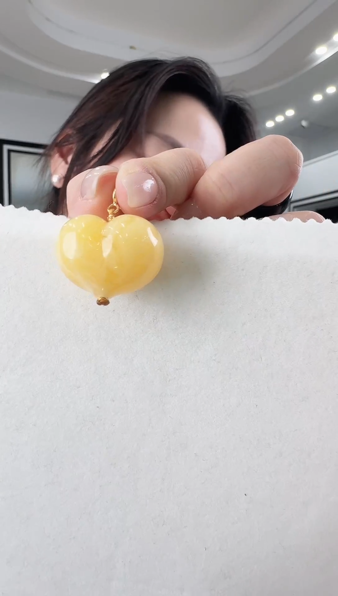 蜜蜡吊坠(赠链)未镶嵌精致的吊坠