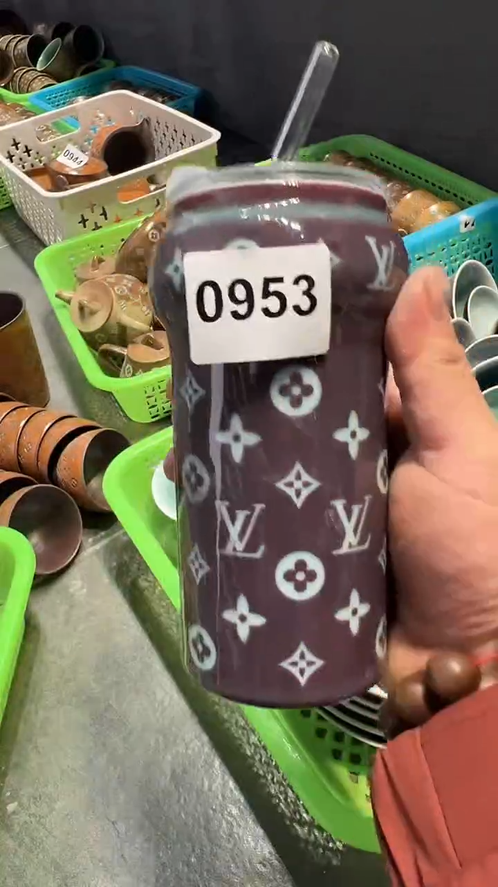 龙泉窑老花紫韵奶茶杯微瑕0953