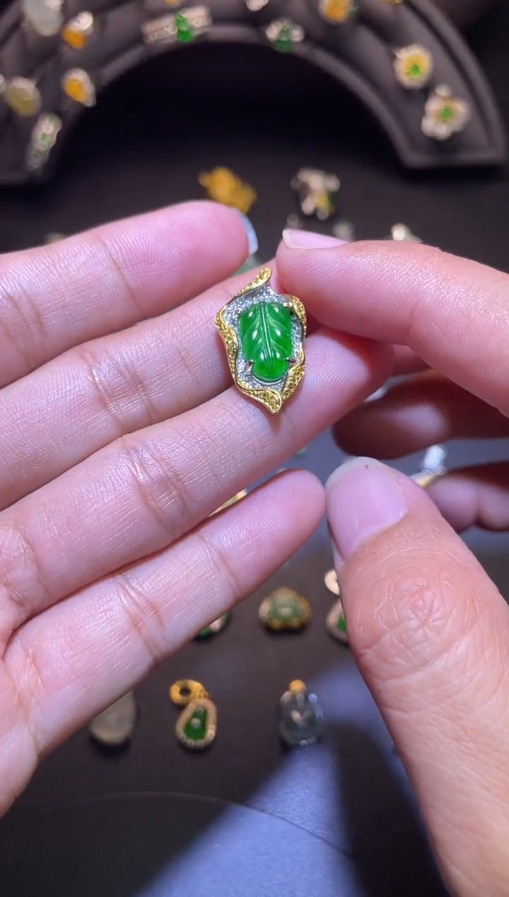 吊坠(不含链)银S925镶嵌翡翠1