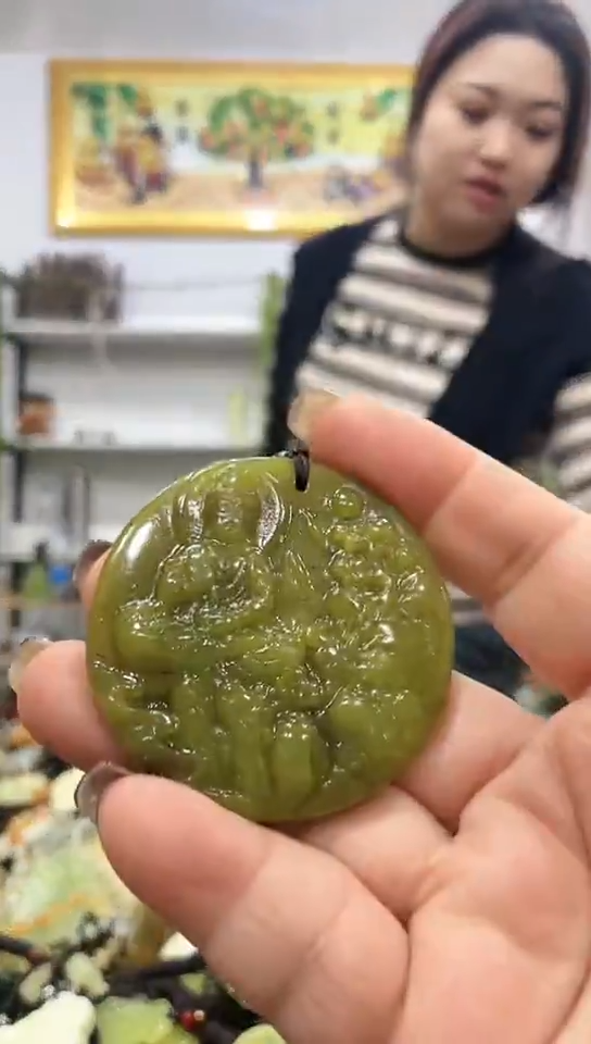 未镶嵌岫玉挂件 