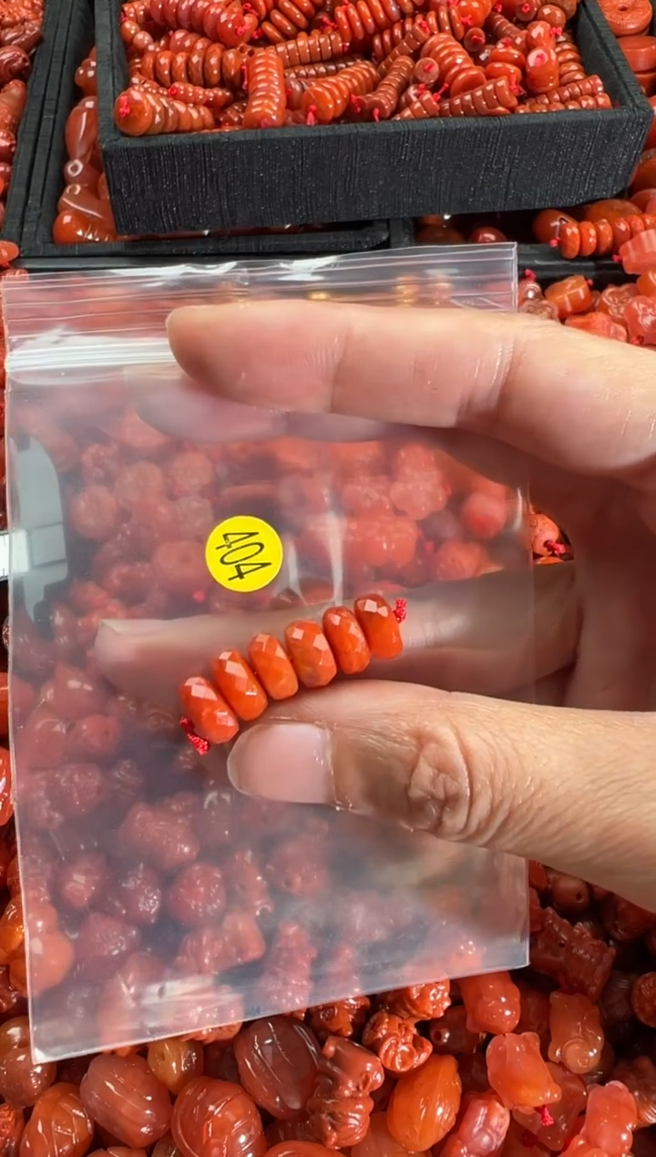 【闪购商品】南红玛瑙颈饰未镶嵌1