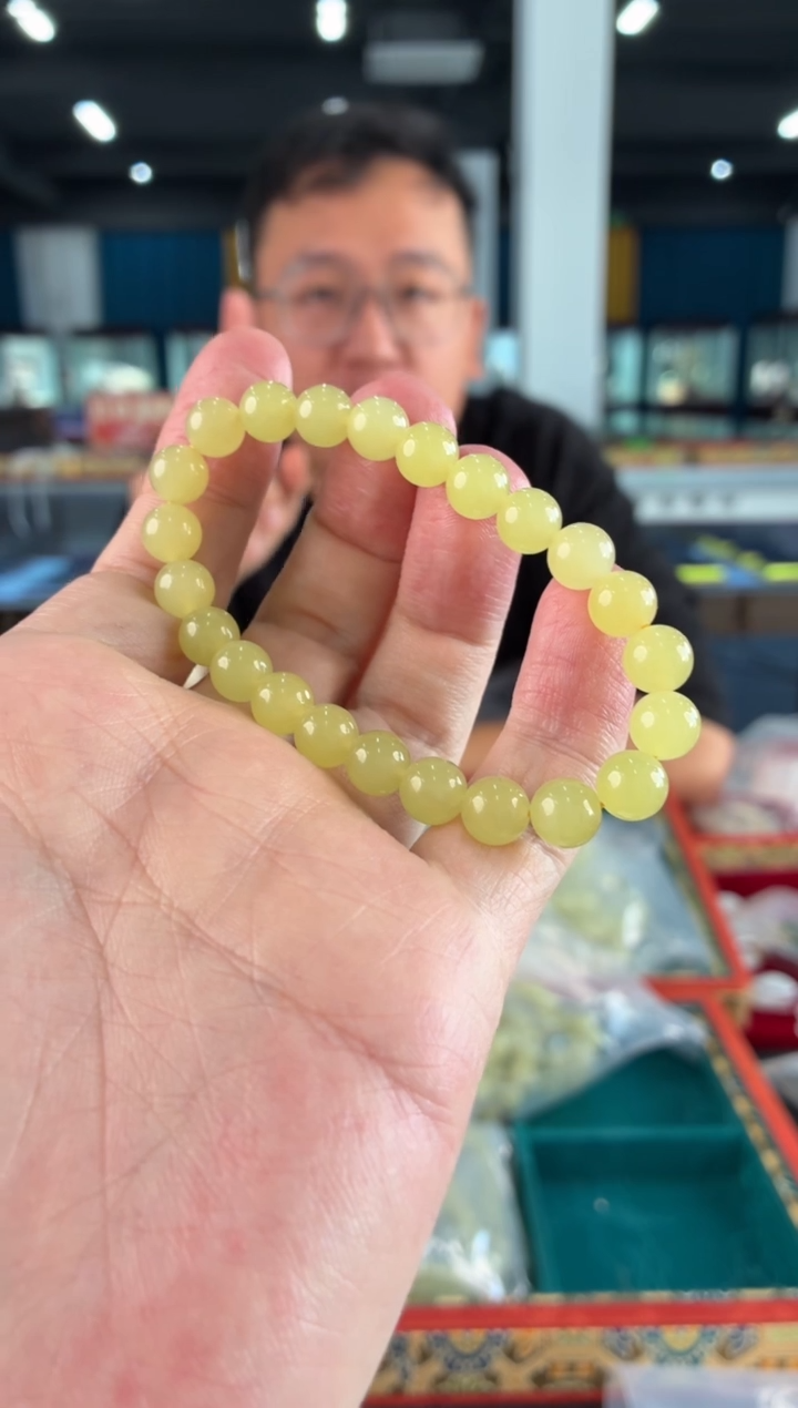 颈饰未镶嵌和田玉手串