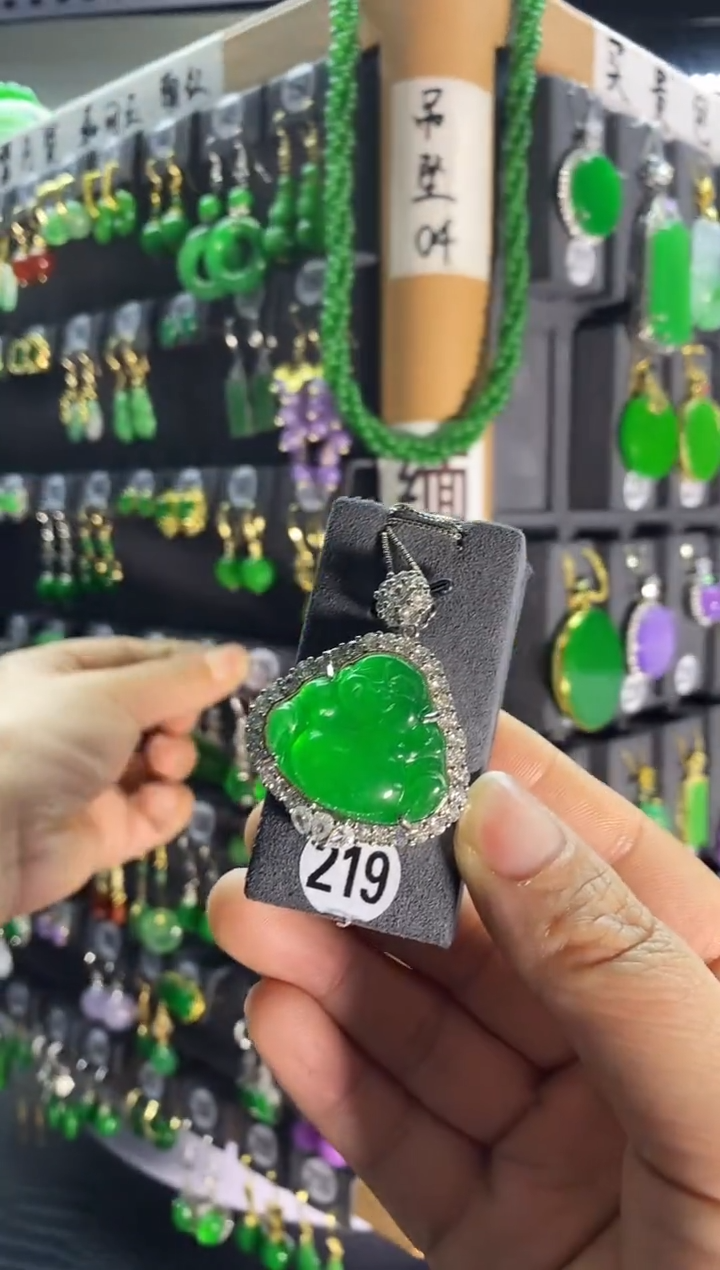 【闪购商品】翡翠耳饰银S925镶嵌179....