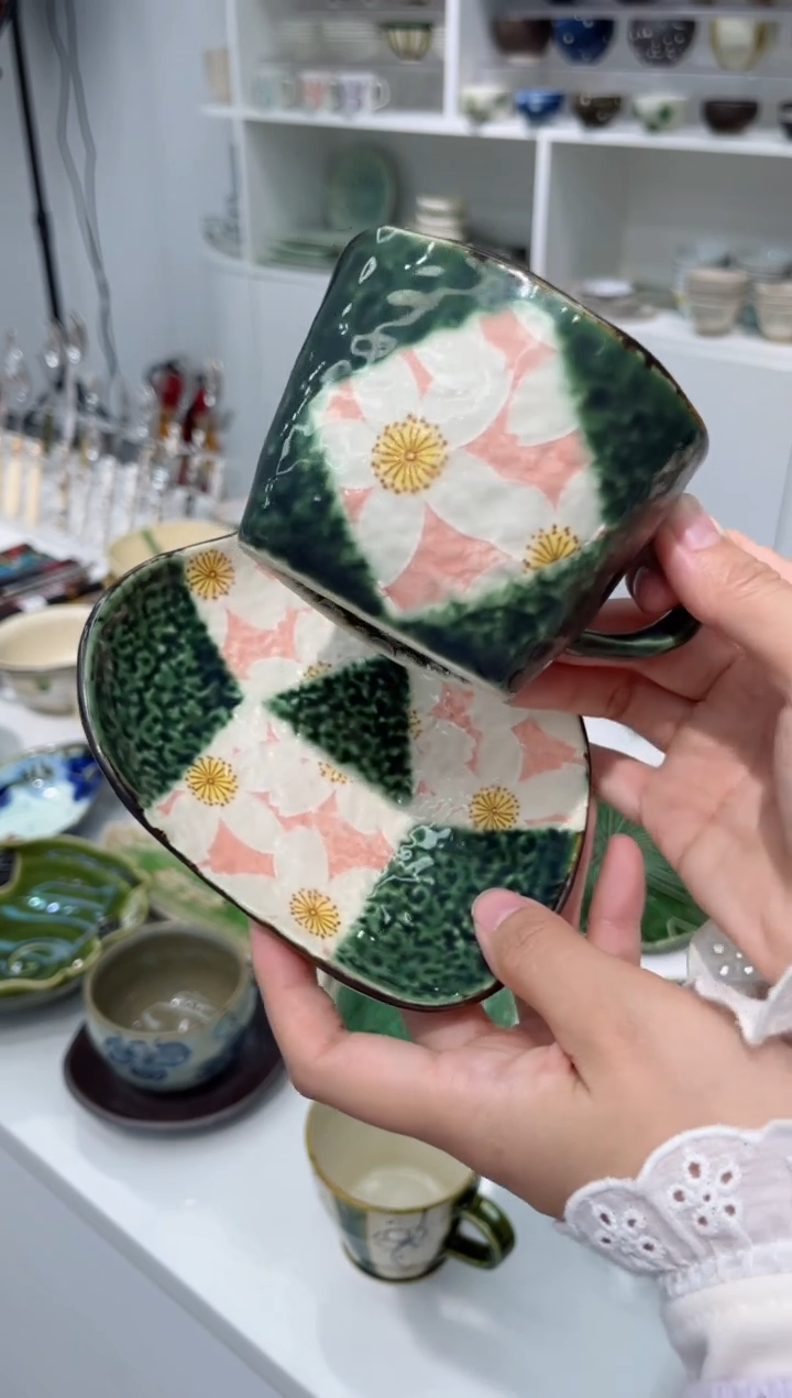 【闪购商品】瓷片织部平安桜套杯（花满）