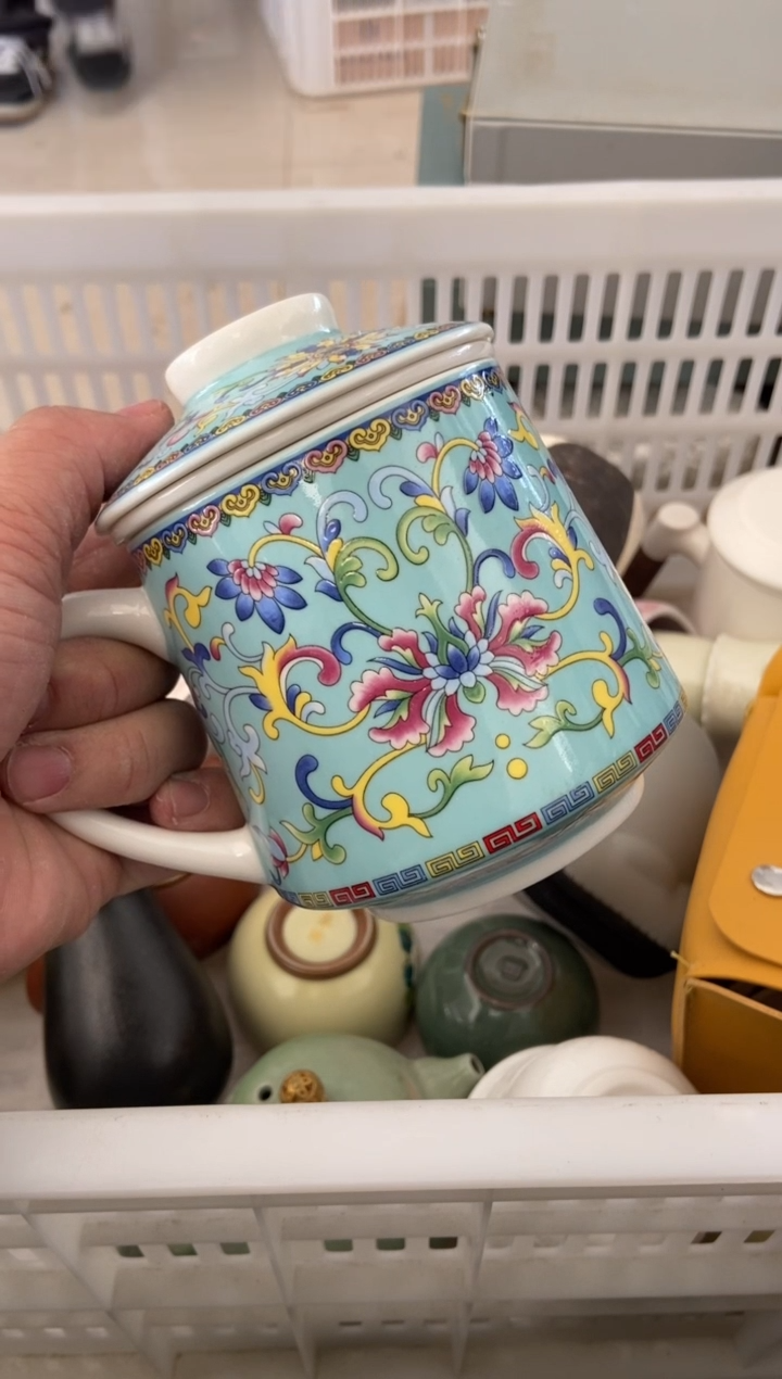 杯无运费险有瑕疵的摄影的产品有使用过的痕迹有点脏介意勿拍