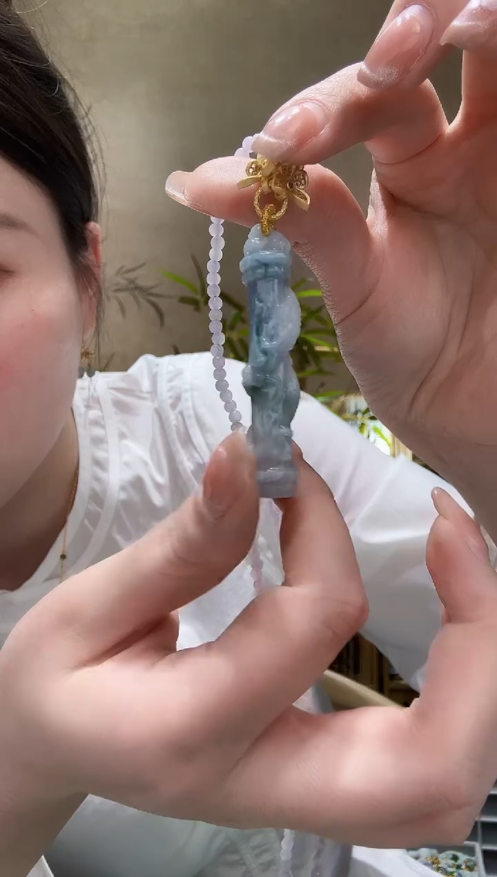 翡翠未镶嵌颈饰吊坠
