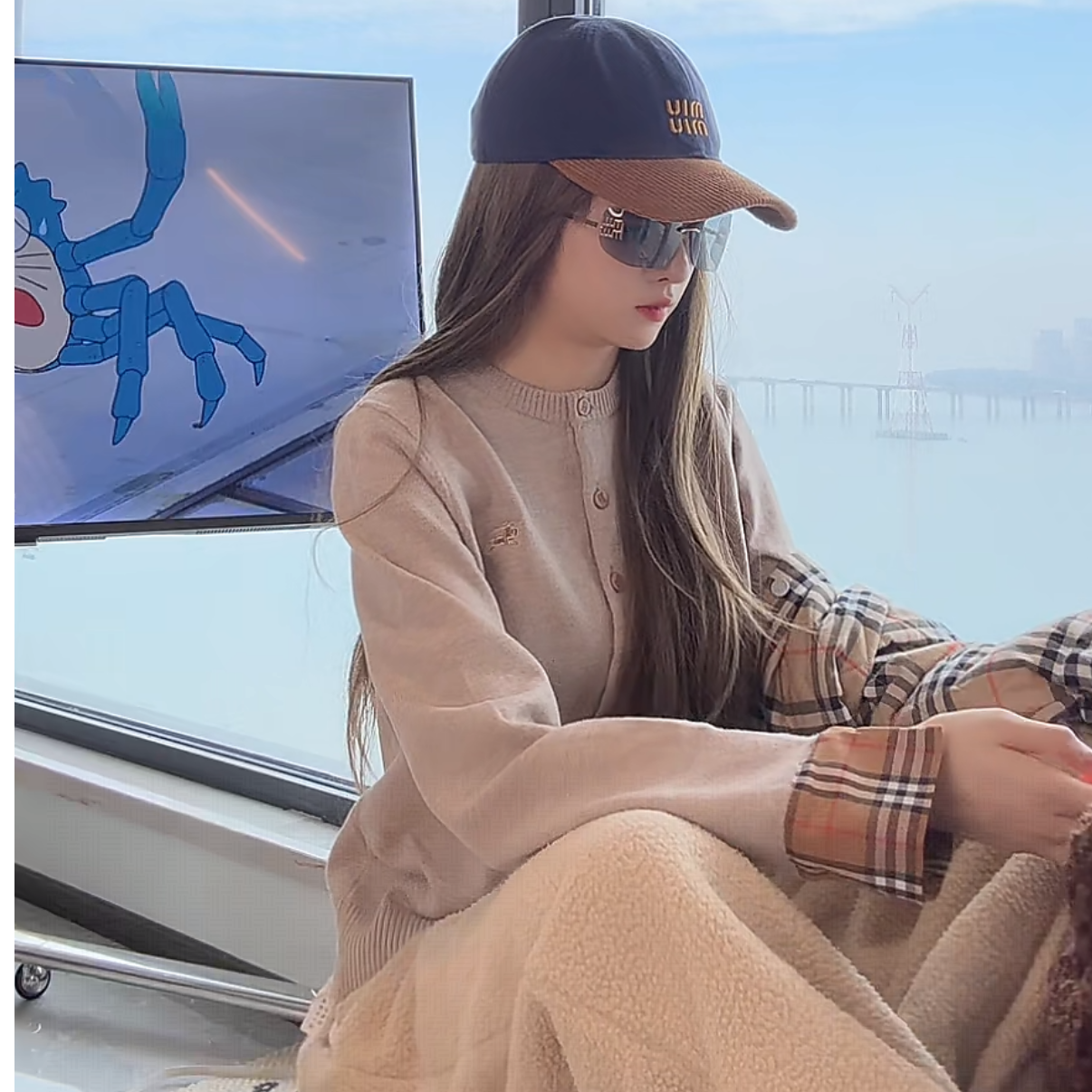 Aingsong【时光画布】阿玲同款打底开衫针织显瘦显嫩